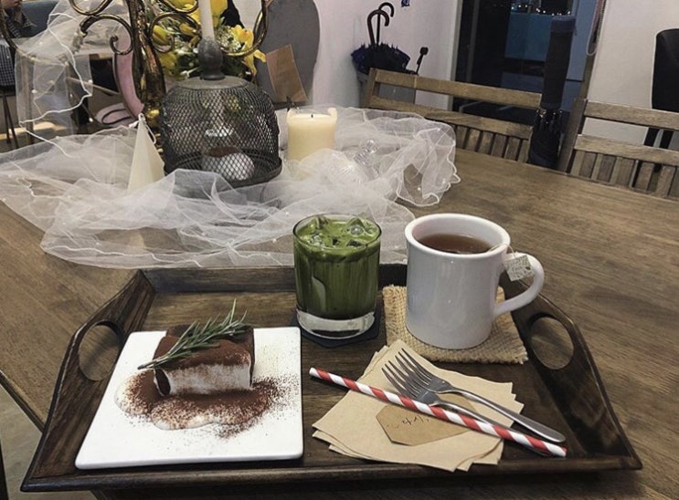  서면 다시구월 : 서면카페, 서면텐트카페