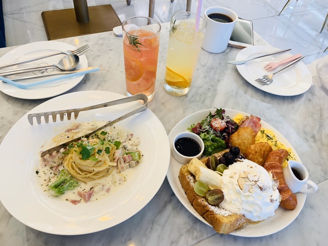  오목교 카페 : 목동 브런치 맛집_리코타치즈피자 핵꿀맛!!(+주차완전가능)