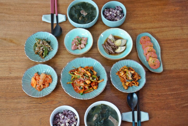  오늘 아침 우리집 아침밥상에는~