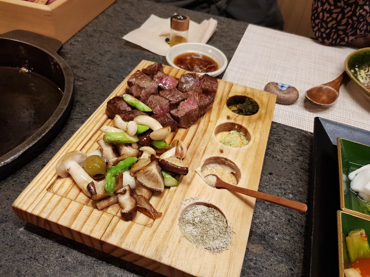  광화문 모임장소 로 딱. 도쿄등심