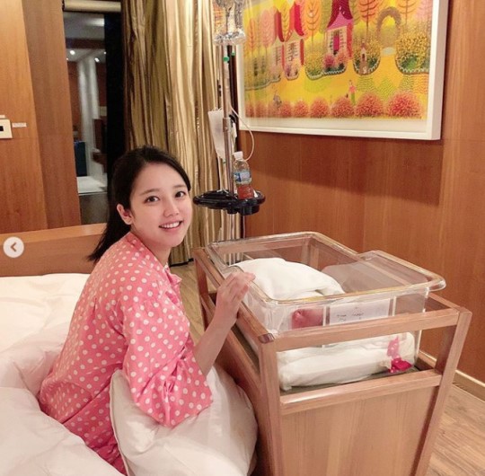  이상원최선정, 12일 득녀…선우은숙·이영하 손녀 봤다