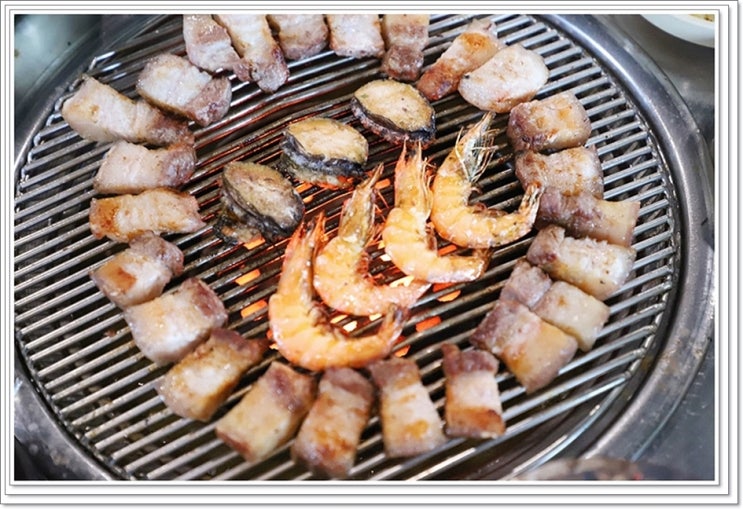 탐스러운 제주도 중문 흑돼지 맛집