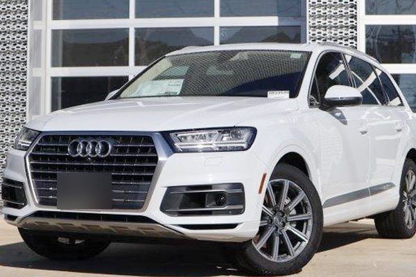  아우디 q7 45tfsi 풀체인지되어 돌아왔다