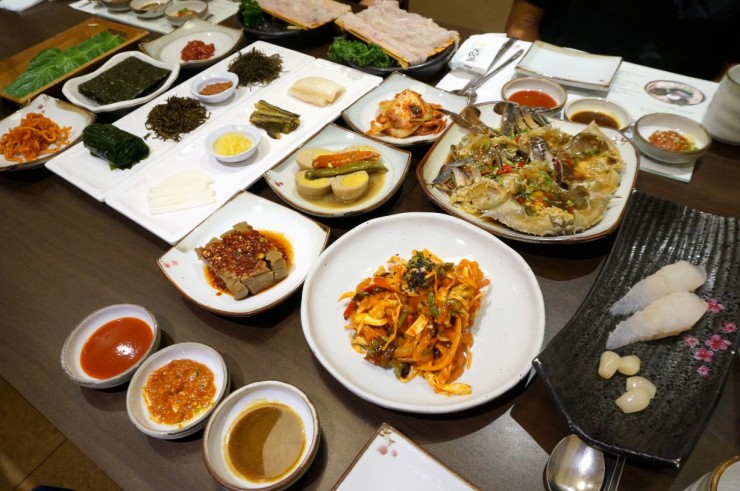  남부터미널역 해초세꼬시전문점 해담채