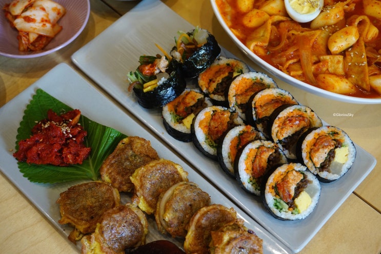  [광화문맛집] 건강한 분식을 만날 수 있는 교남김밥 후기! (feat. 볶음김치참치김밥)