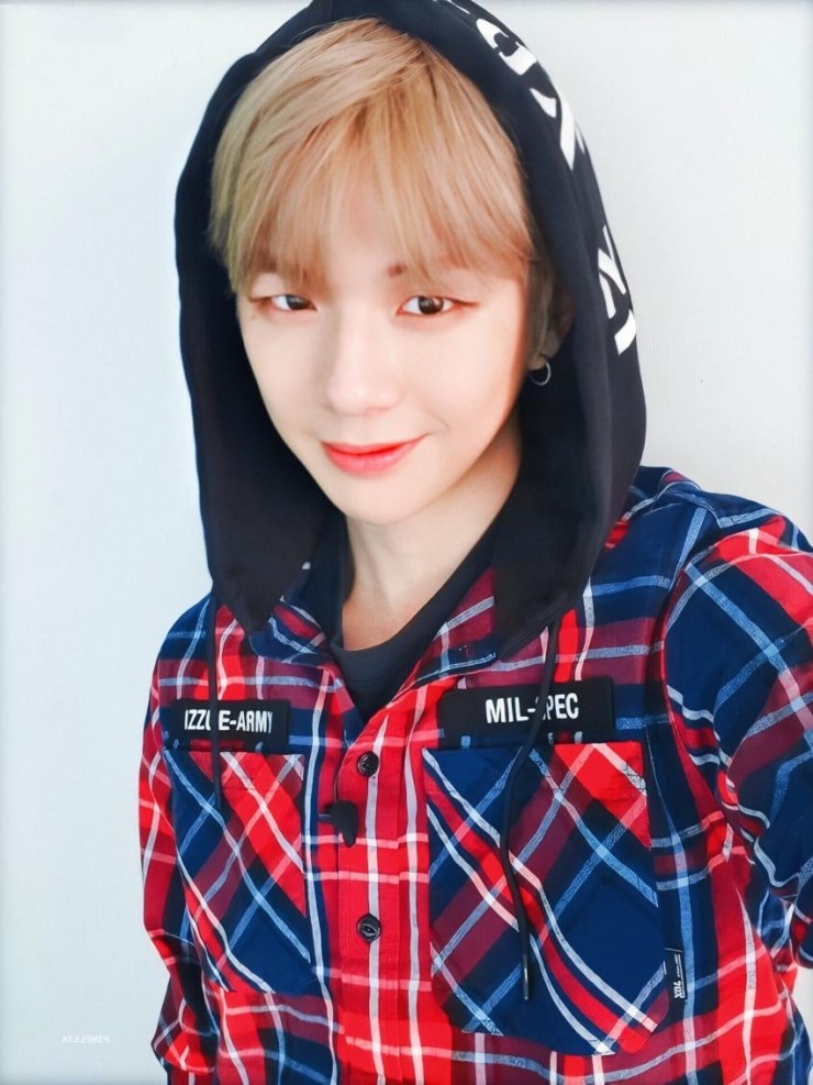  강다니엘이 웃으니 모두가 웃었다 427 - #DanielK_ColorOnMe  #강다니엘_1위모음 #MTV_ASIA인터뷰
