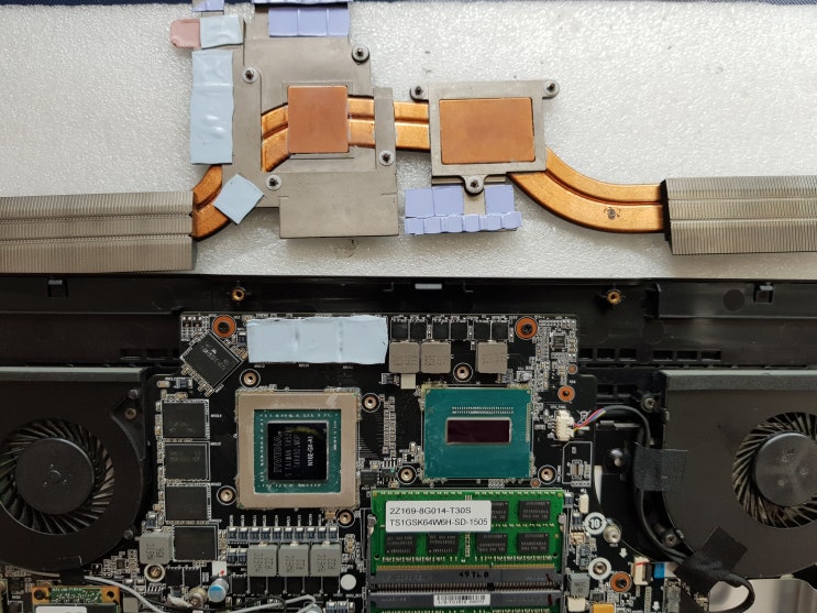  홍성노트북청소 클리닝 써멀구리스 써멀재도포 발열테스트 GIGABYTE 기가바이트 노트북 청소건 입니다.