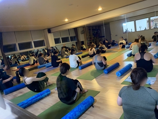  [관저동필라테스][노은동필라테스]오랜만에 돌아온 폼롤러 필라테스, Lena 원장님과 함께해요:D