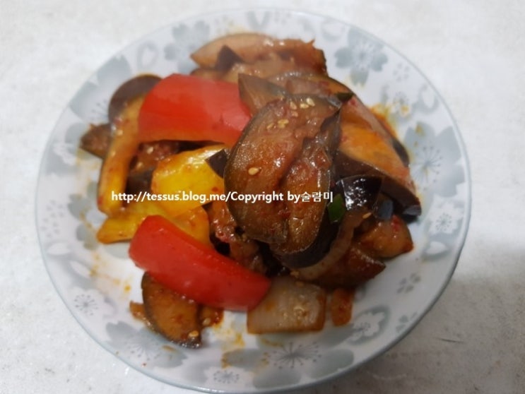 백설 파기름으로 볶아낸 가지볶음 맛있어요 백설 파기름으로 볶아낸 가지볶음 맛있어요