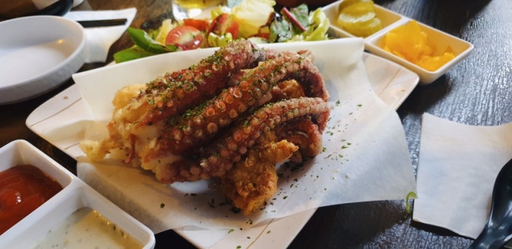  [강남구청/맛집] 강남구청역 문어치킨 맛집  “오꼬노미벙커”