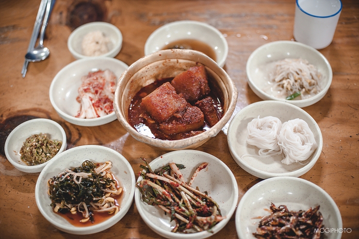  원조할매추어탕 집에서 끓인 듯한 맛이 있는 집. 김해 강서구 맛집