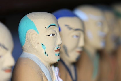 문경 대승사 응진전 파스텔톤 500나한, 작지만 일일이 빚어 만든 정성 ...