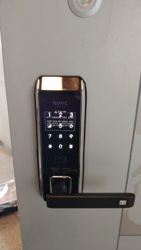  익산시 갈산동 모란빌 헤강미니주키 TS-700 설치-익산갈산동열쇠,갈산열쇠,갈산동도어락,갈산동열쇠집,갈산동벙호키,방충망,방범창,가까운열쇠집