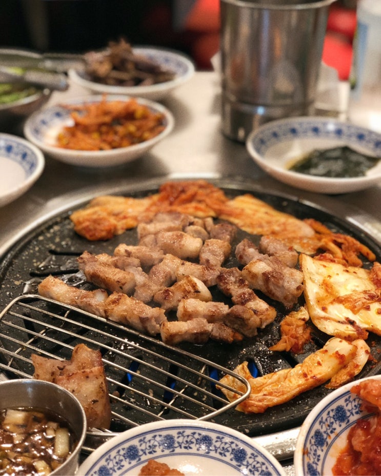  성신여대 고깃집&맛집 '칠백집; 서울 껍데기' / 맛있는 고기와 항정 껍데기를 맛볼 수 있는 맛집