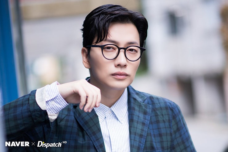 래쉬 안경 매장] 배우 이동휘 뿔테안경 - 래쉬(Lash) 안경 S-Type9 C.1 : 네이버 블로그