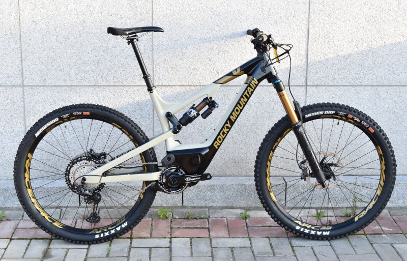 록키마운틴 MTB 산악 전기자전거 2020 신상품 소개 알티튜드 파워플레이 카본 90 랠리 에디션 E-....