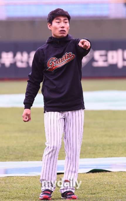 KT 위즈, 코칭스태프 확정. 김강 타격코치, 최만호 주루코치 등 KT 위즈, 코칭스태프 확정. 김강 타격코치, 최만호 주루코치 등