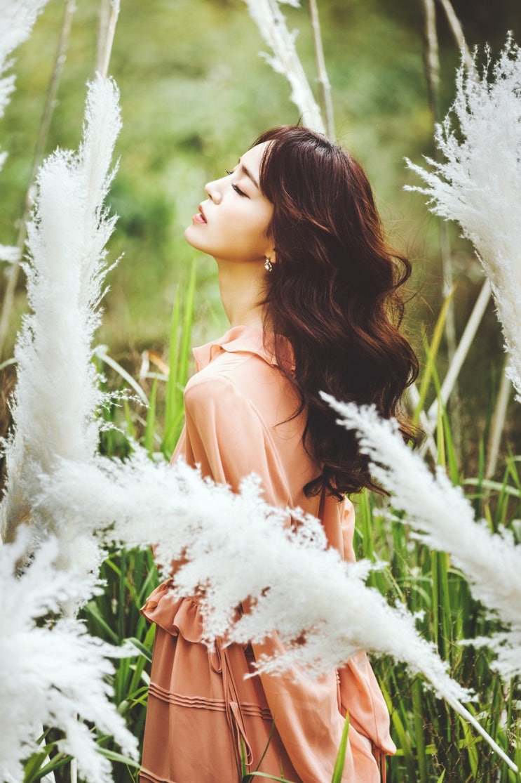  야외웨딩촬영 분위기의 봉스튜디오