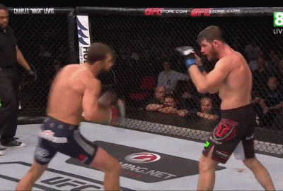 전 UFC 미들급 챔피언 루크 락홀드 사실상 은퇴 등 단신 전 UFC 미들급 챔피언 루크 락홀드 사실상 은퇴 등 단신