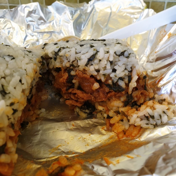 [삼전역맛집] 봉구스밥버거 :: 대학생 때 추억을 되살려 먹어본 제육밥버거, 치즈닭갈비밥버거