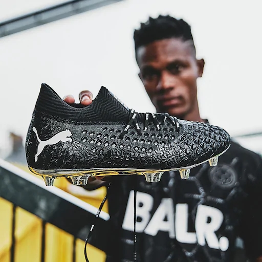  퓨마 퓨처 4.1 FG x BALR 한정판-퓨마 블랙 / 그 레이어 그레이 / 화이트 축구화
