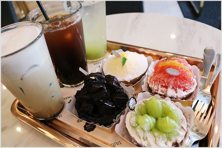  강남역 10번 출구 맛집 카페 타르타르