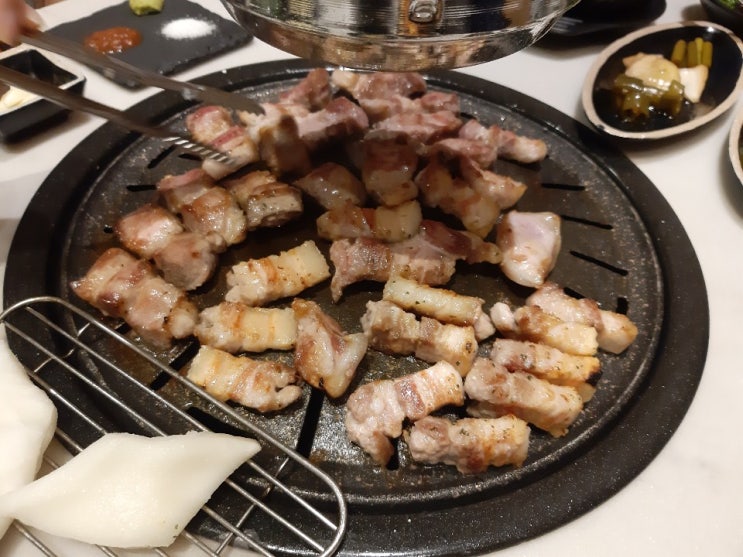  입에서 살살 녹는 고깃집, 킨포크가든