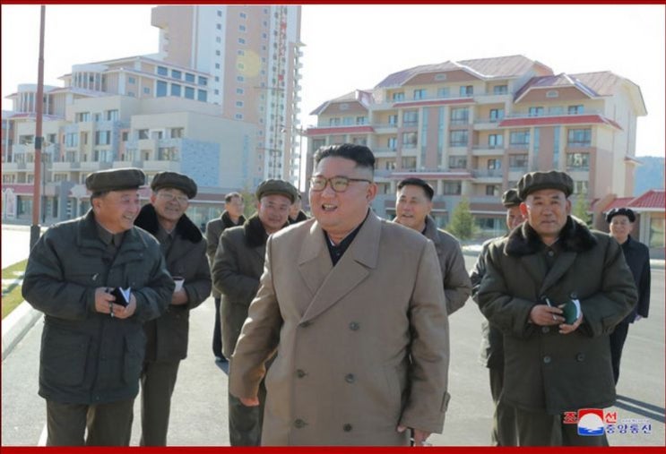 <b>김정은 금강산</b>관광시설 현지지도