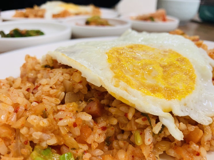  정말 반찬이 맛있는 점심분식식당 학사분식