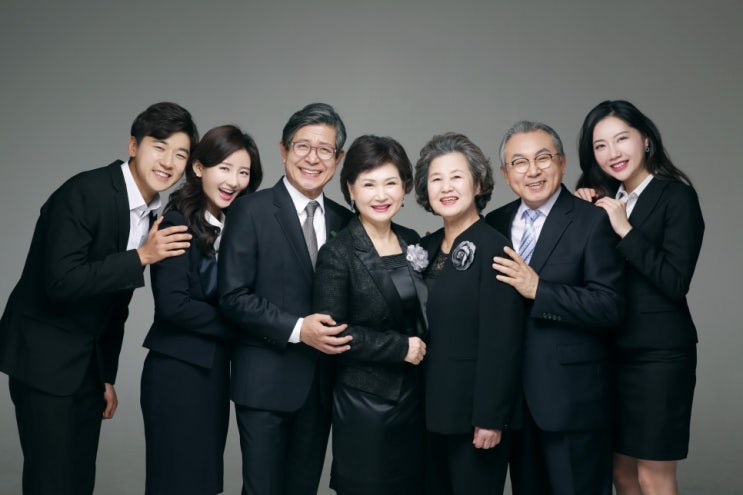  안산가족사진 어디서 찍을지 고민은 이제 그만!