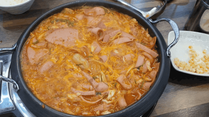  대구 두산동 <빅쭌부대찌개> 칼칼한 부대찌개