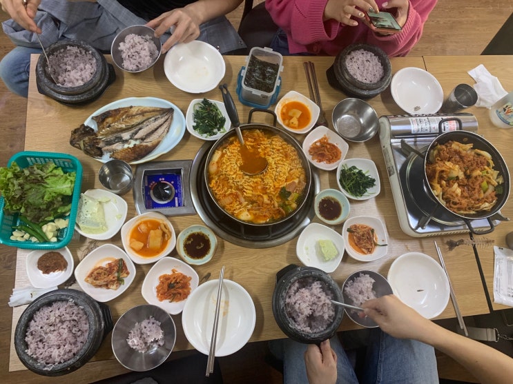  경남볼링장 식당:) 밥 든든하게 먹기, 돌솥밥 백반맛집! 먹거리촌기사식당