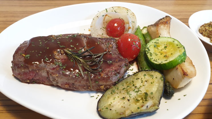  부채살 스테이크 맛있게 굽는법 한우선물 세트 보다 가성비 밀키트 밋키트