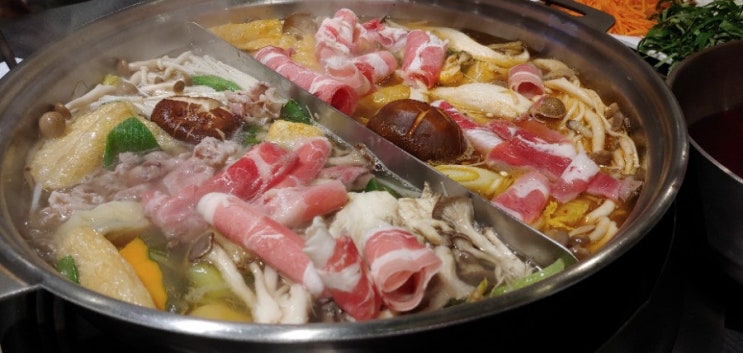  향남샤브샤브 월남쌈과 샤브샤브를 무한리필로 즐길 수 있는 소담촌 향남점
