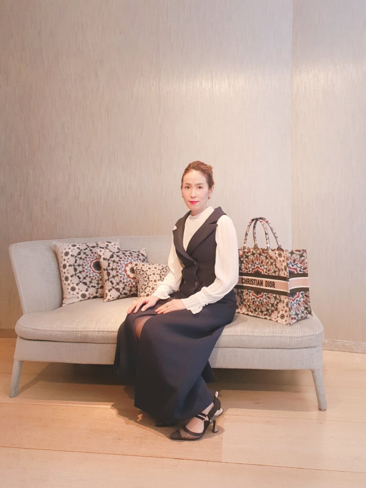  [고을의 명품스토리]House of dior(하우스오브디올)4층 메종디올 후기- 가로수길디올 후기 - 3편-