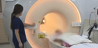 11월부터 복부·흉부 MRI도 건강보험 혜택 받는다 - 간·담췌관·심장 MRI 검사비 부담 1/3로 '뚝'