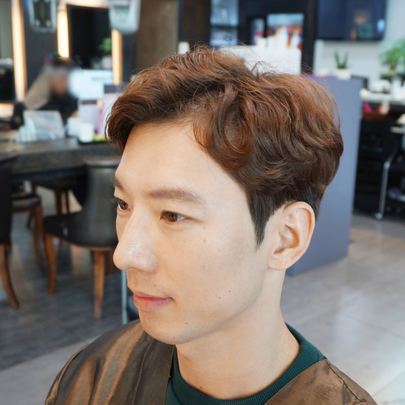 천안 청당동 미용실 남자 파마 남성 가르마펌은 로이드밤 용민 디자이너