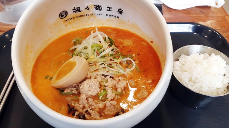 오늘의 직딩런치 '탄탄면공방 탄탄멘' 명동에서 즐기는 탄탄맨 맛집 오늘의 직딩런치 '탄탄면공방 탄탄멘' 명동에서 즐기는 탄탄맨 맛집