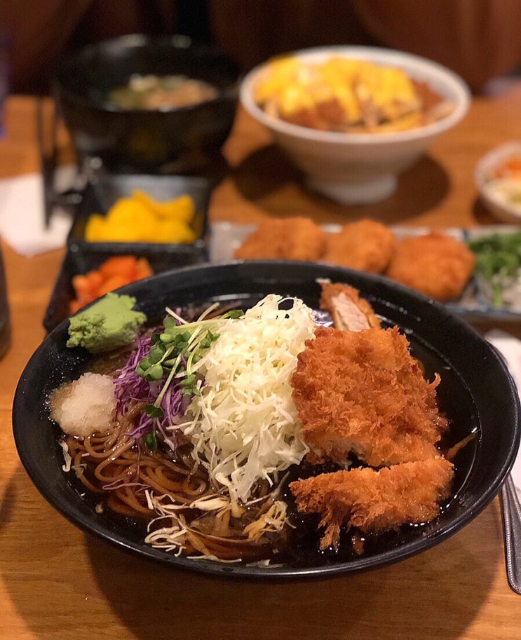  홍대입구역 맛집, 가성비 좋고 분위기 좋은 “카미야(KAMIYA)”