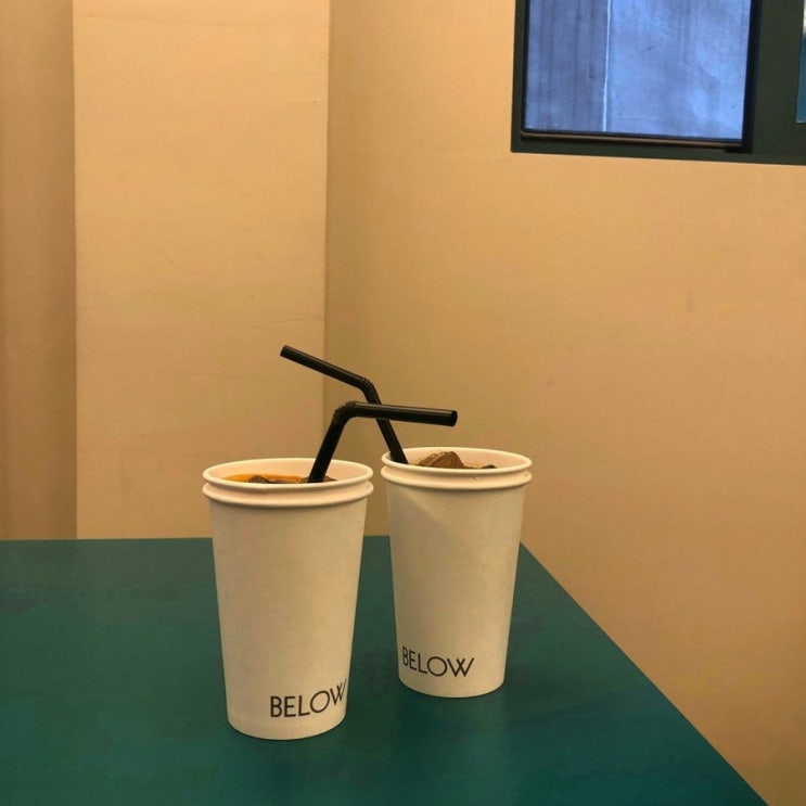  성수 핫플레이스를 찾는다면? [Below 성수점]