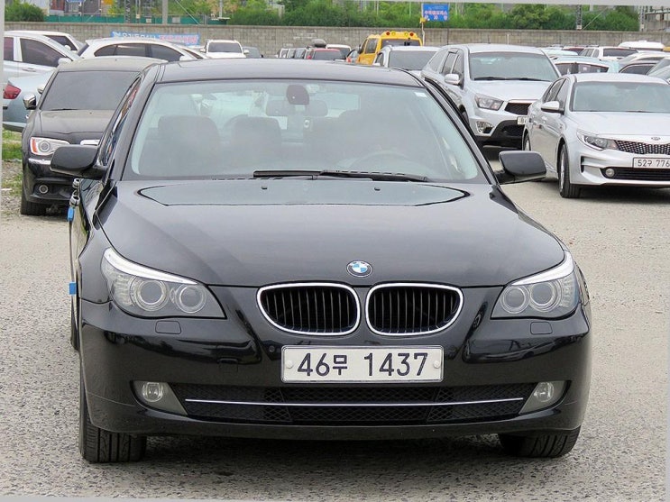  2009년식 BMW 뉴5-SERIES 520D 세단 경유  중고차 보장하겠습니다.
