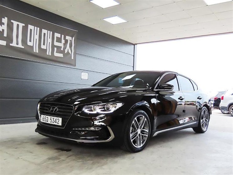  2017년식 현대 그랜저IG 3.0 GDI 익스클루시브 휘발유 중고가격 이정도면 가능합니다