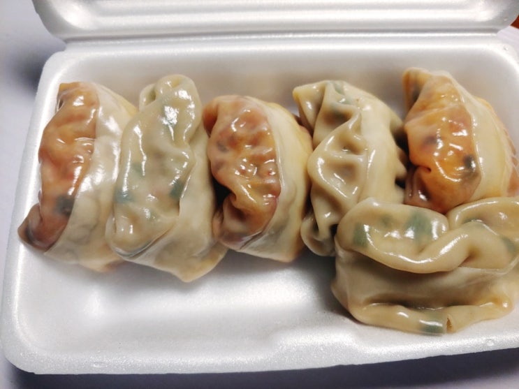 정릉시장 남기만 호떡만두 고기만두 김치만두 포장후기 정릉시장 남기만 호떡만두 고기만두 김치만두 포장후기