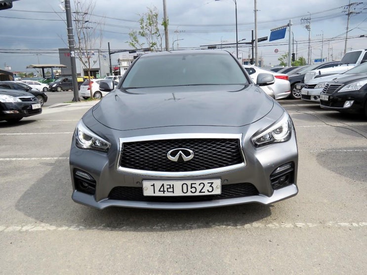 2015년 인피니티 Q50 하이브리드 휘발유 하이브리드 중고 가격 이정도면 충분!