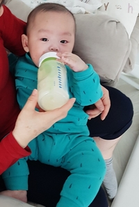 4개월 아기 장염 , 중이염