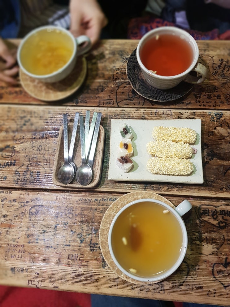  [인사동]달새는 달만 생각한다