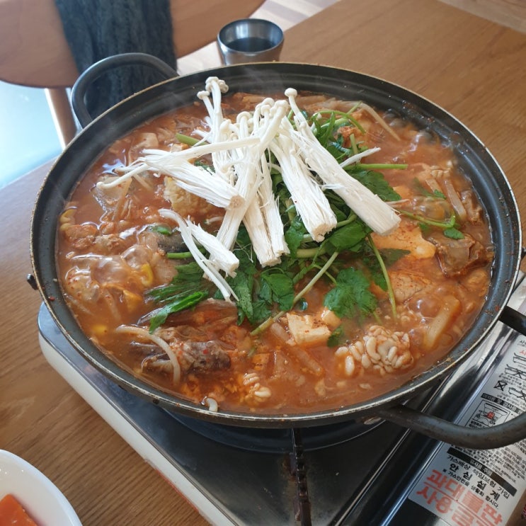 구의역 먹자골목에서 찾은 가성비 좋은 대한해물찜,탕