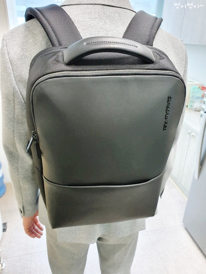  샘소나이트 레드 백팩 뉴몬트2 DQ109001 FLEX 해버렸지 뭐야??