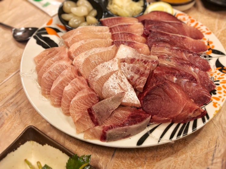  [군자역] 오징어상미수산 대방어+석화 세트. 이래도되나 싶은 가성비 최강 맛집! (군자역 대방어 맛집/군자역 횟집 추천)