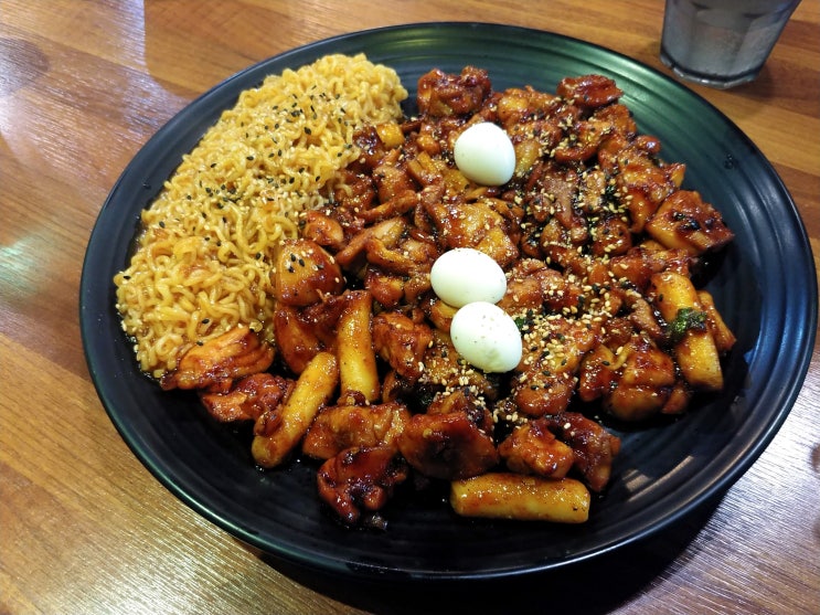  [장유맛집] 장유 꼬꼬아찌 숯불치킨::치킨과 라면사리
